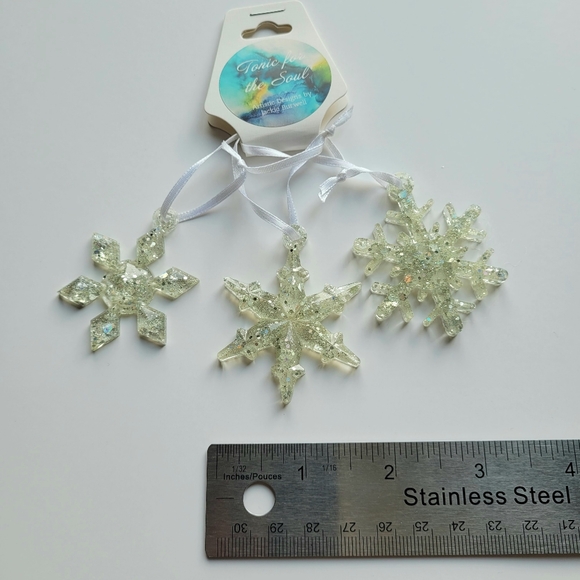 2/$20 Silver Snowflake Ornaments - Picture 2 of 2